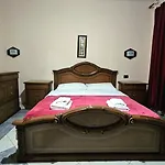 W Bush Square 4* Fushe-Kruje