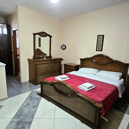 W Bush Square 4* Fushe-Kruje