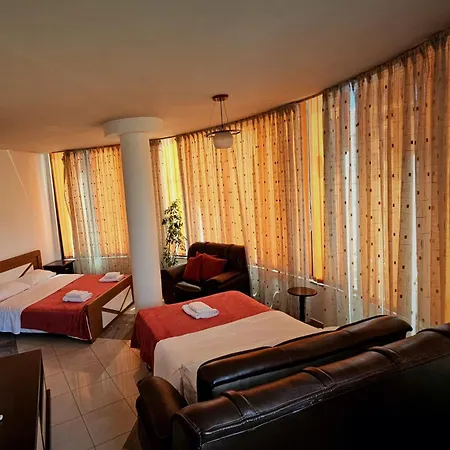 Hotel W Bush Square 4*